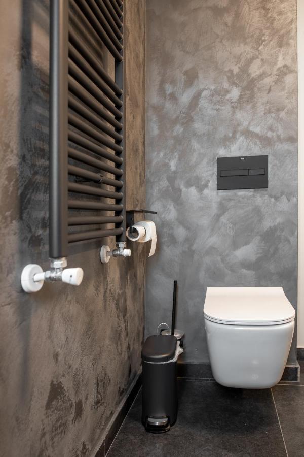 Flh - The Nest *